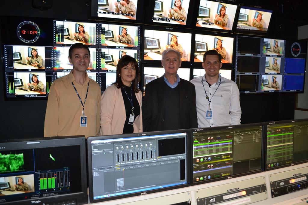 Andres visita a RBS TV de Santa Rosa